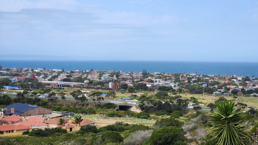 6 Bedroom Property for Sale in Seemeeu Park Western Cape